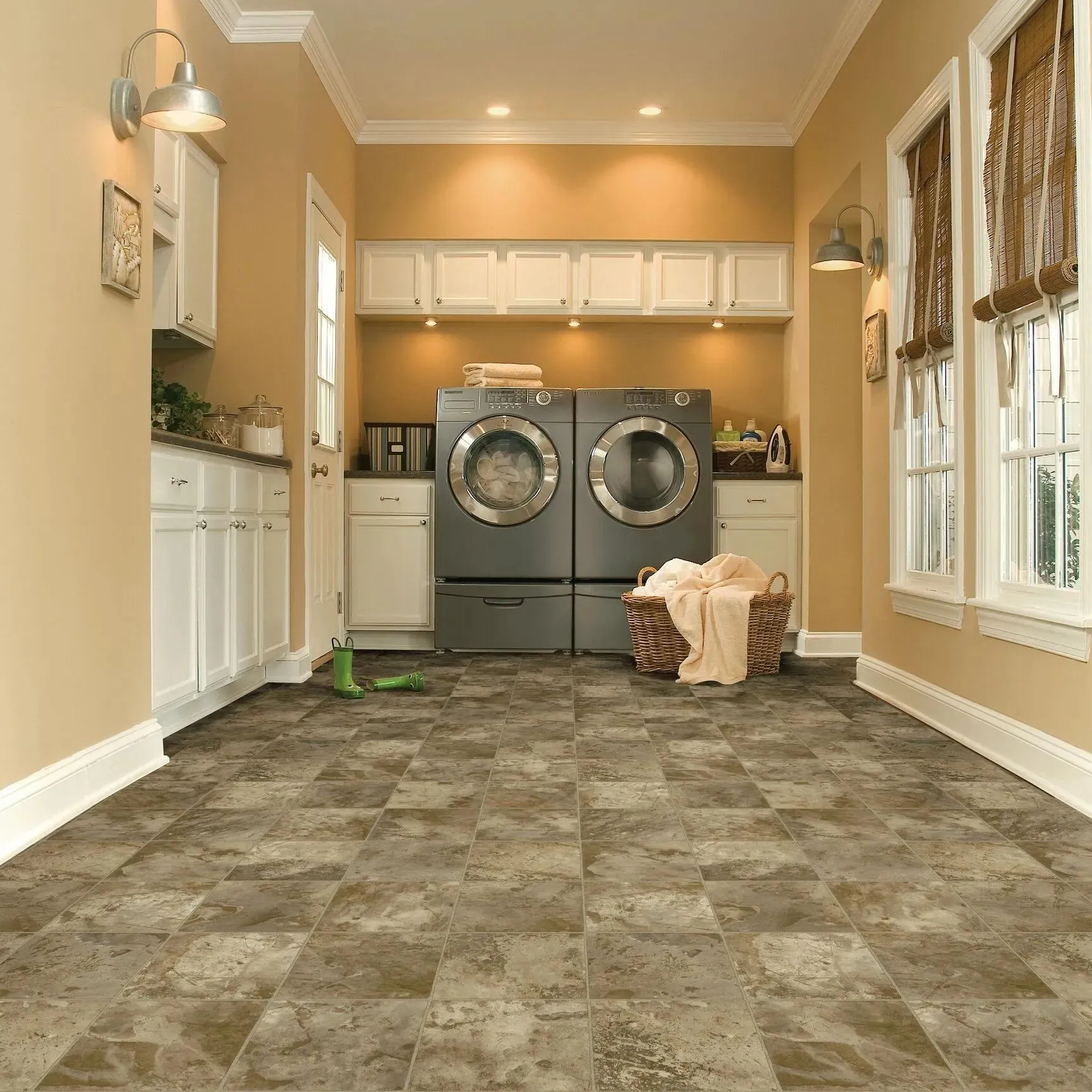 Winchester Brown 12' - 1.65mm Vinyl Sheet (G2913 - Armstrong)