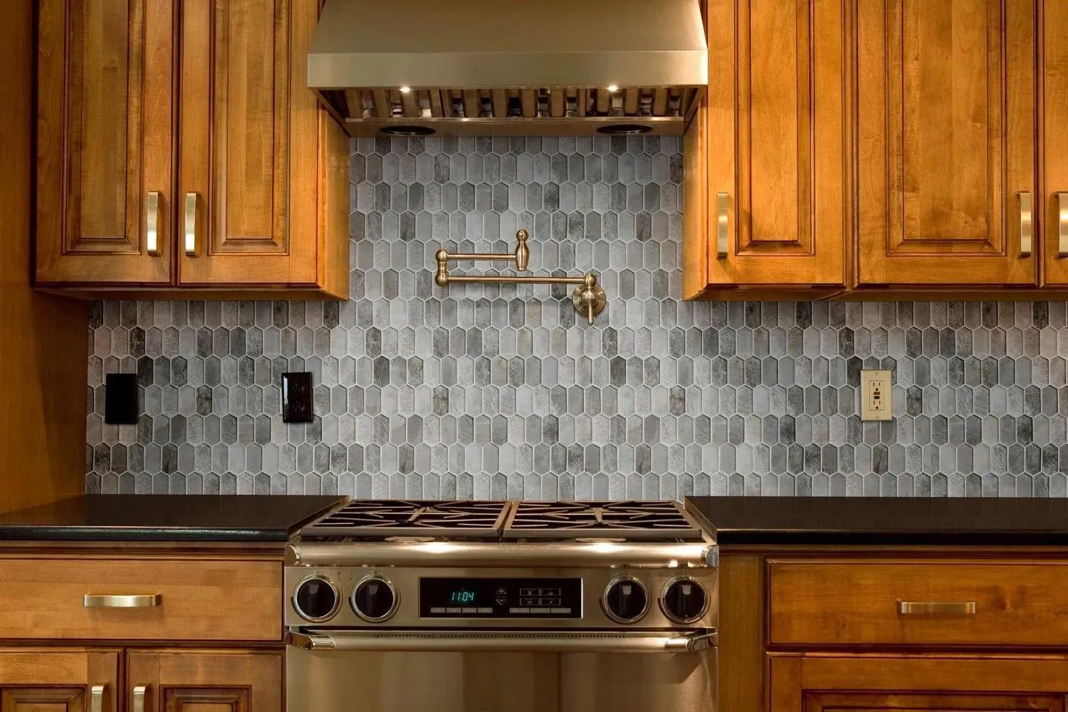 Savoy Picket Brown Glossy 11-1/2" x 12" SMOT-GLSPK-SAVOY8MM MSI Surfaces Hexagon Mosaic Tiles