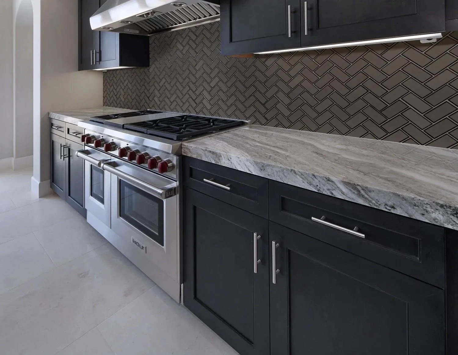 Metallic Gray-Dark Glossy 11" x 14" SMOT-GLS-MEGRBEHB8MM MSI Surfaces Rectangle Mosaic Tiles