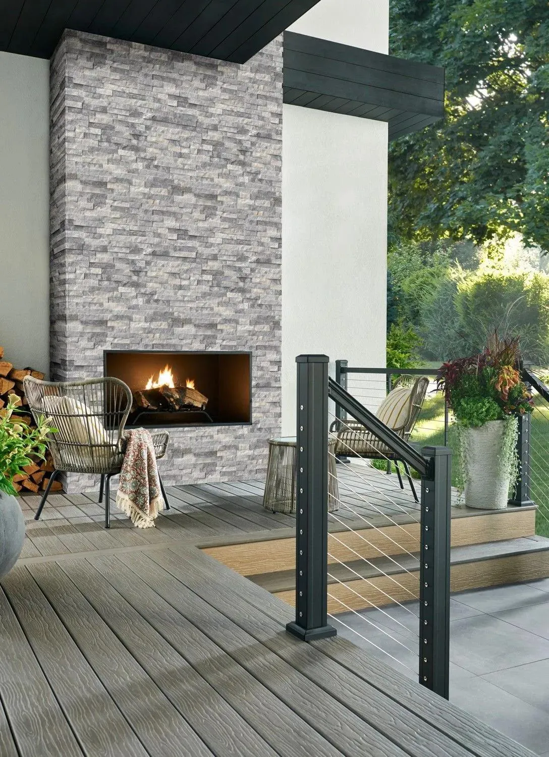 Alaska Gray-Light Splitface 6" x 24" (LPNLMALAGRY624) Stone Wall Tile