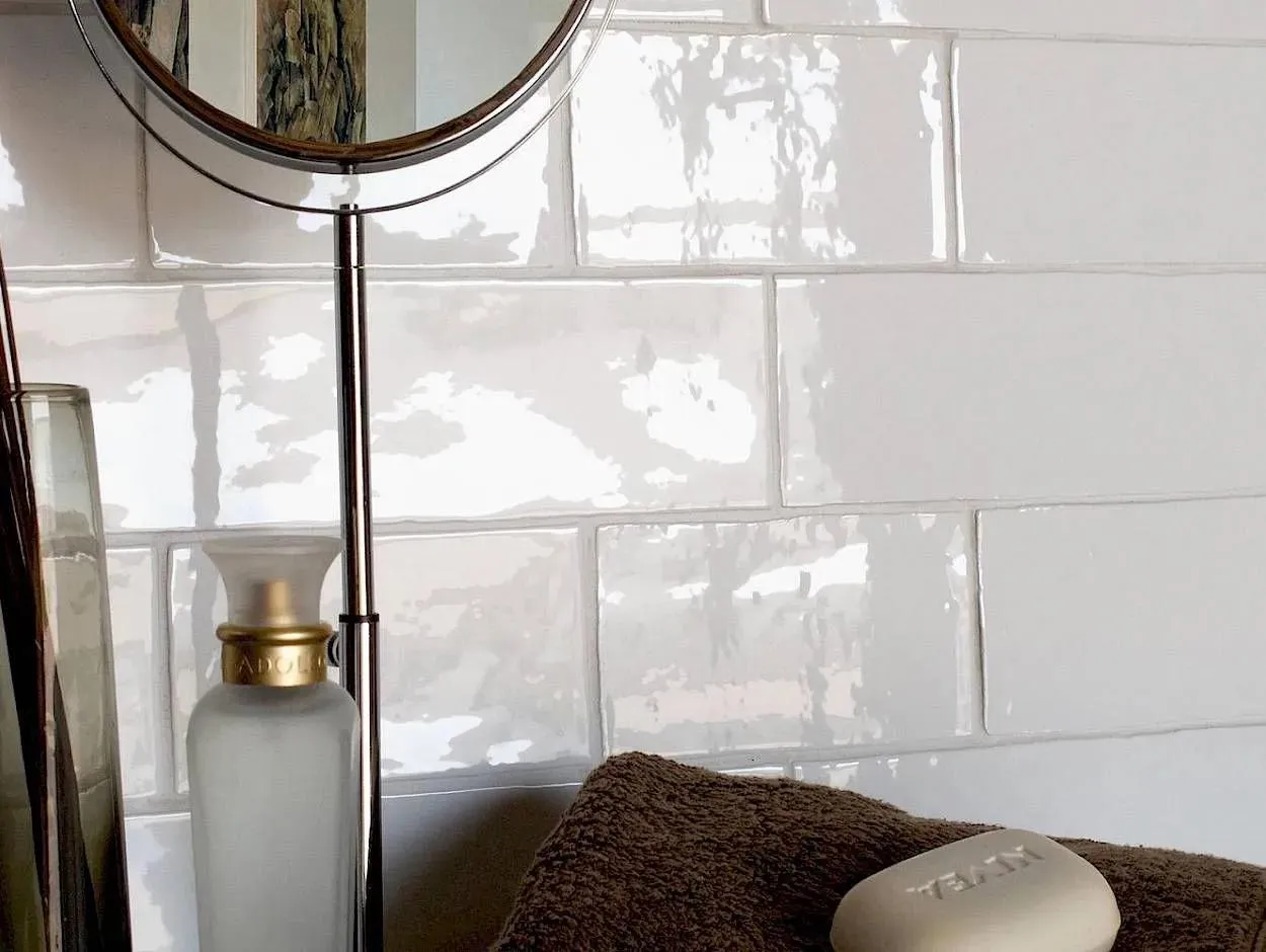 Masia White Glossy 3" x 6" (MA20083N) Subway Wall Tile