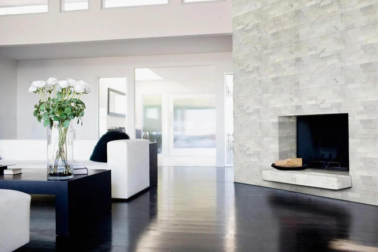 Cosmic White-Cool Splitface 6" x 24" (LPNLMCOSWHI624) Stone Wall Tile