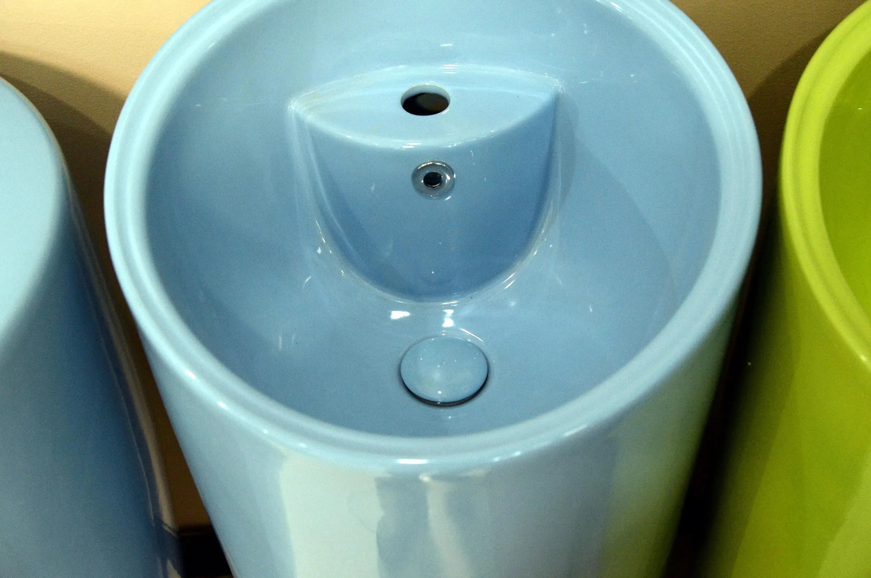 19”Ceramic Round Shape Blue Pedestal Sink
