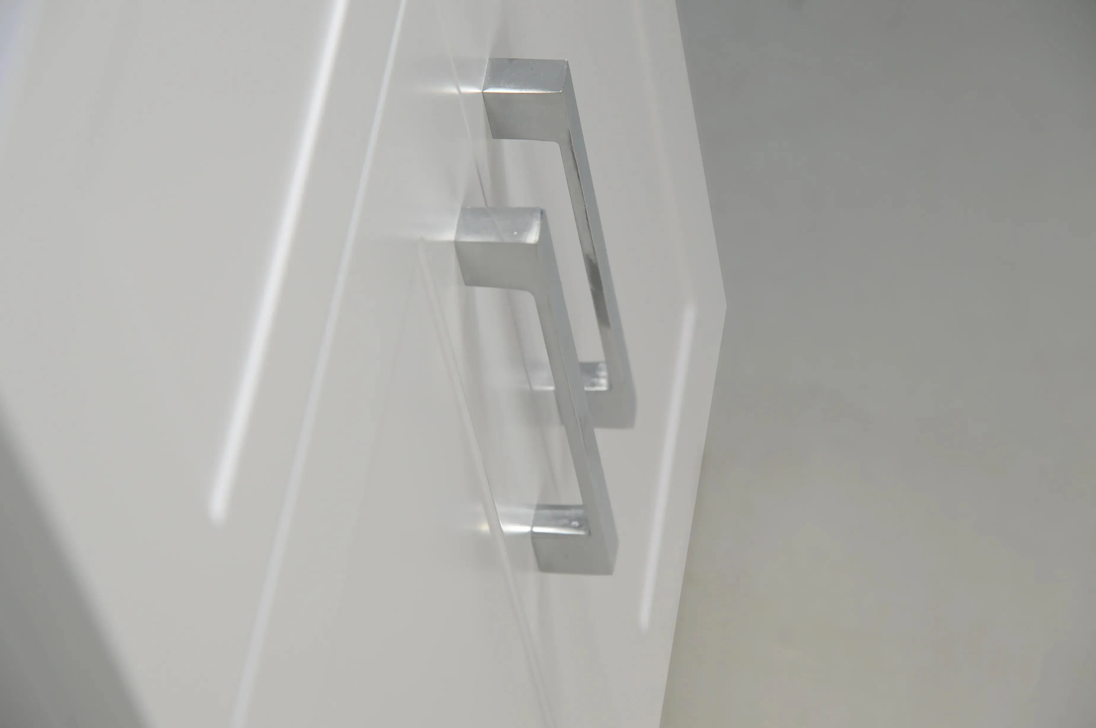 23" White Vanity (2 doors)