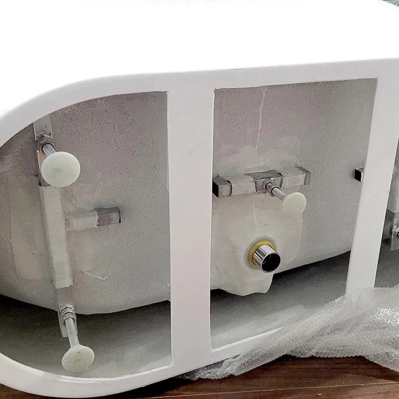 59" Freestanding Acrylic Oval Bathtub in White/Black