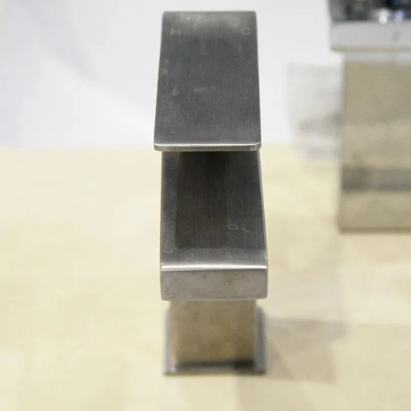Square Single Hole Faucet (Brush Nickel)