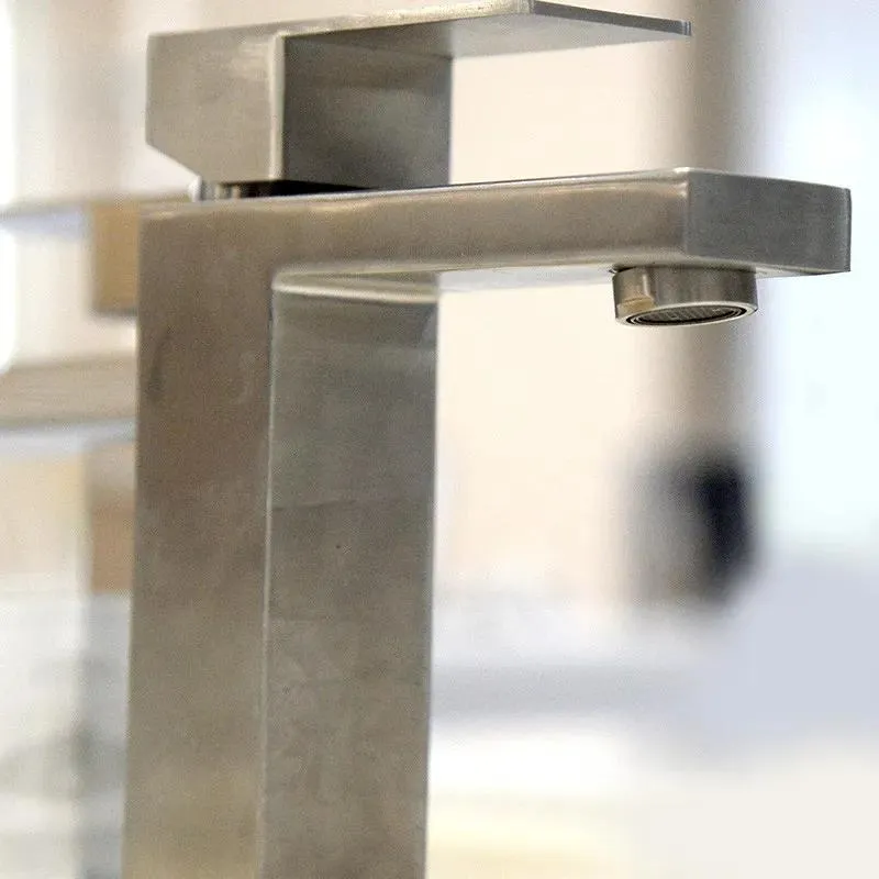 Square Single Hole Faucet (Brush Nickel)