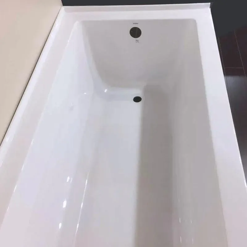 Vedeau 60" x 30" Bathtub