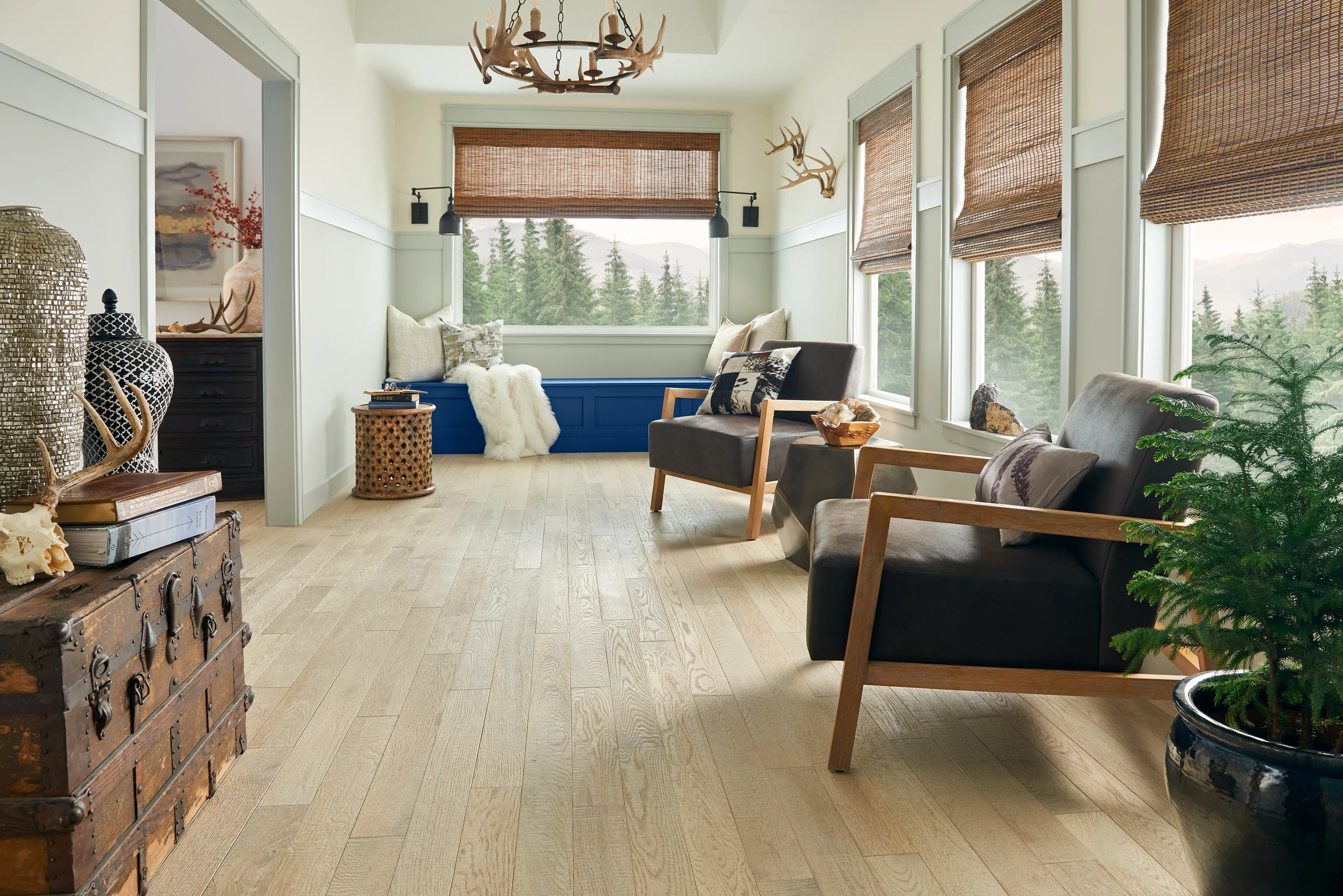 Bruce Greenbrier Barnwood Living Oak Solid Hardwood Flooring (SKMB49L01X)