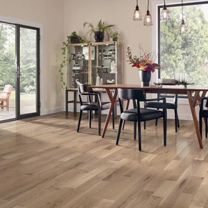 Image 2 of Bruce Inviting Warmth Dundee Oak Solid Hardwood Flooring (CB4230LG) sold at Floors & Baths Pro's