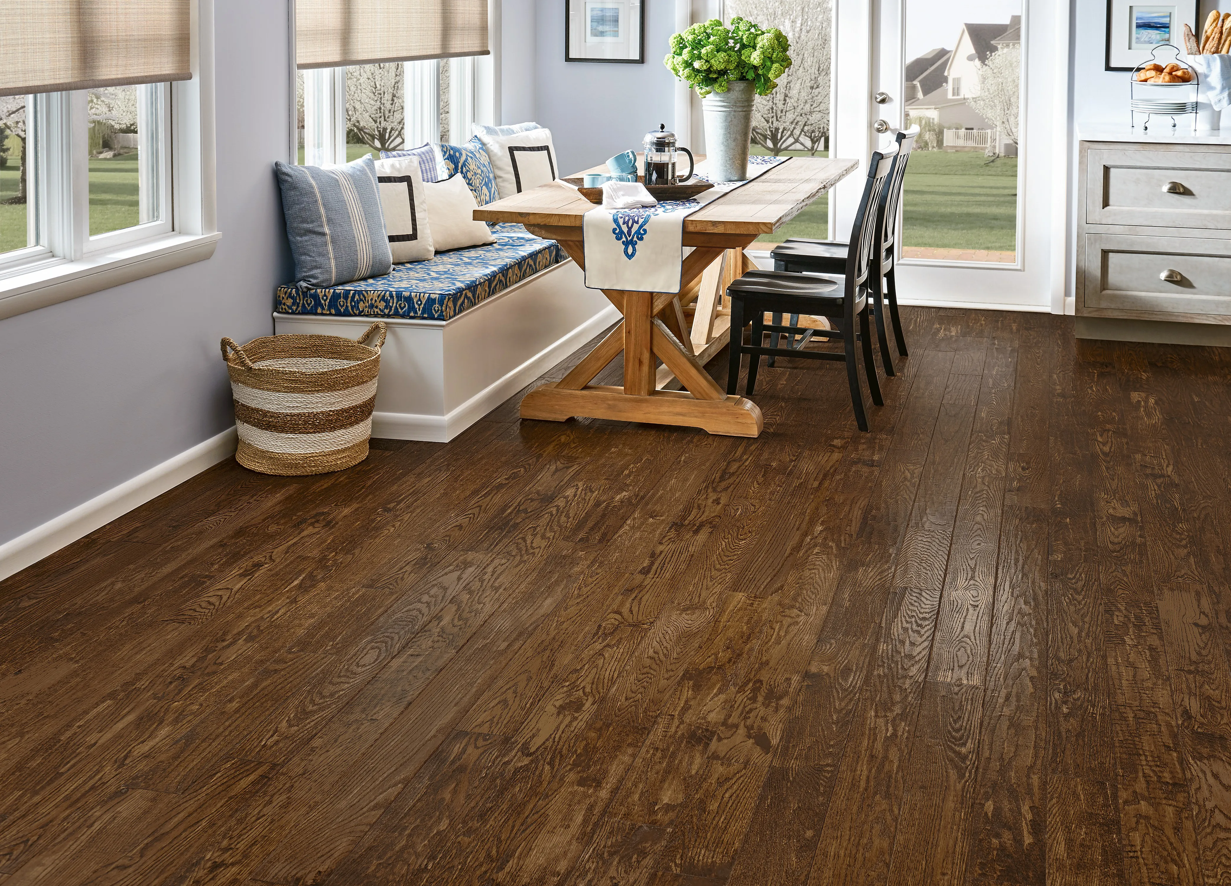 Bruce ForestLand Signature Scrape Oak Solid Hardwood Flooring (SBKSS59L406H)