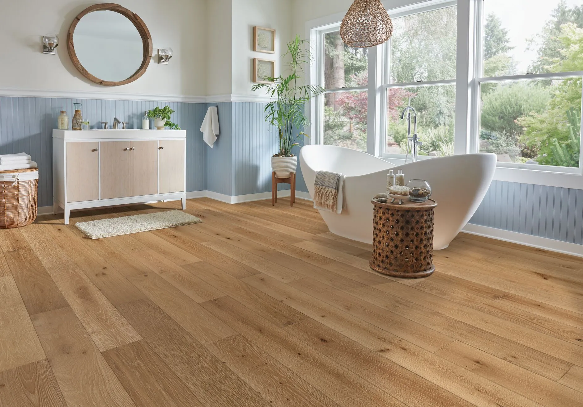 Bruce Serene Neutral 7-7/16" Oak Engineered Hardwood Flooring