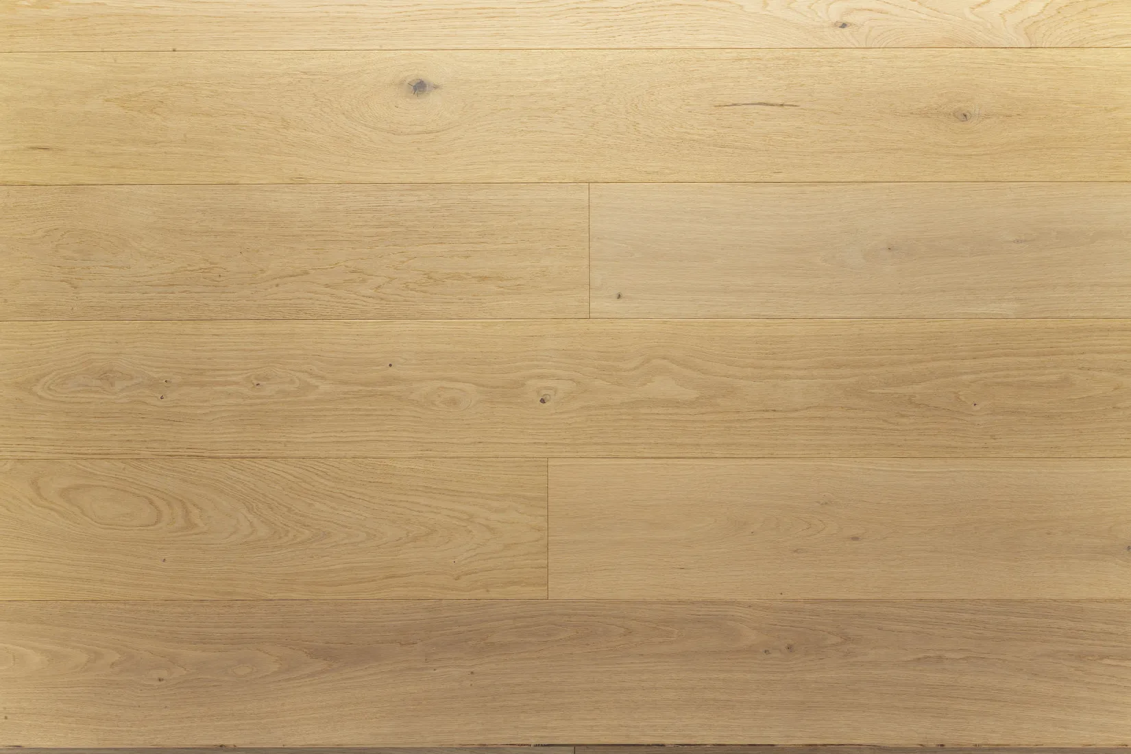 7-1/2" x 3/4" Tuscany Reactive Stain White Oak Engineered Flooring - Grandeur
