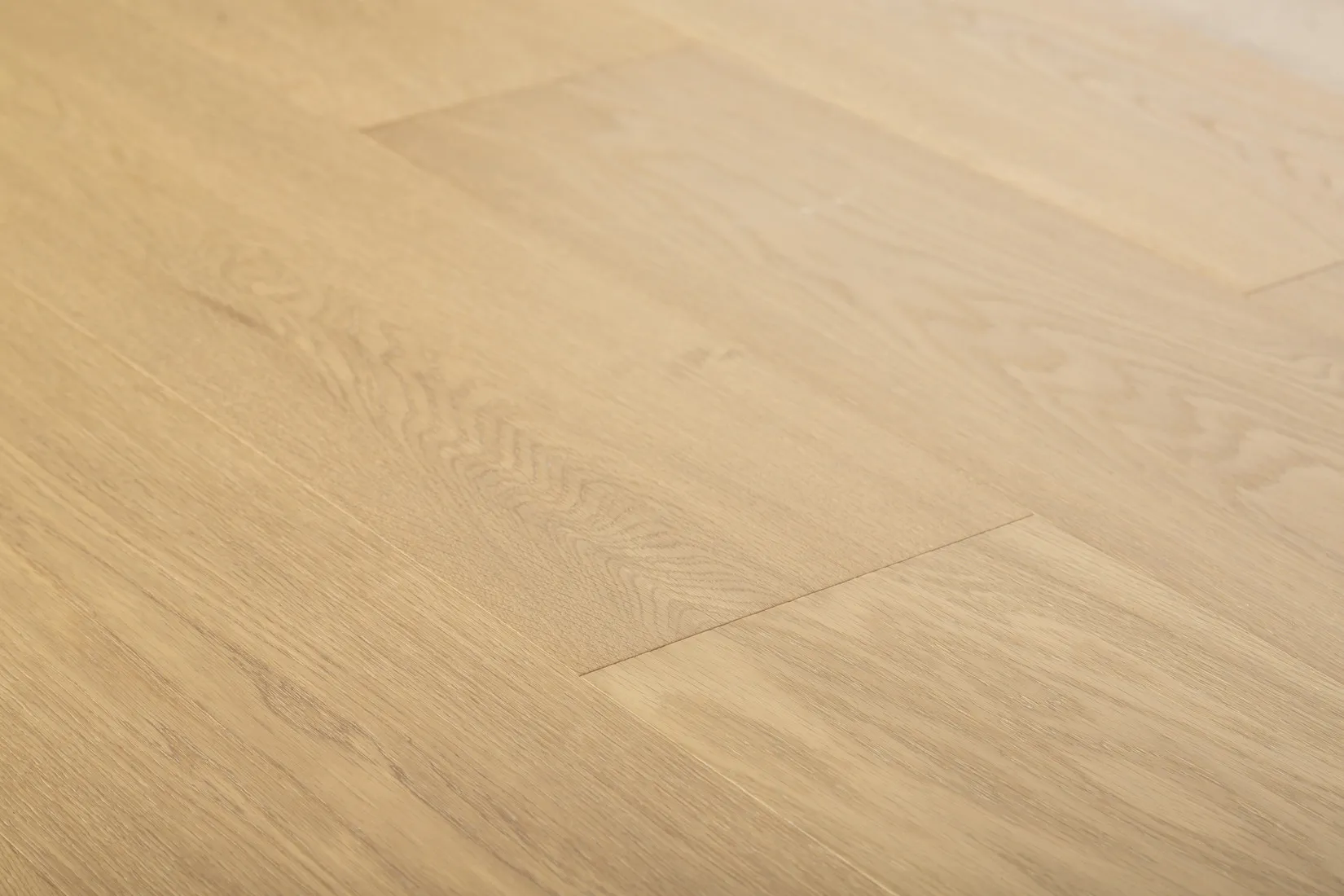 6" x 3/4" Barossa(6") Brushed White Oak Engineered Flooring - Grandeur