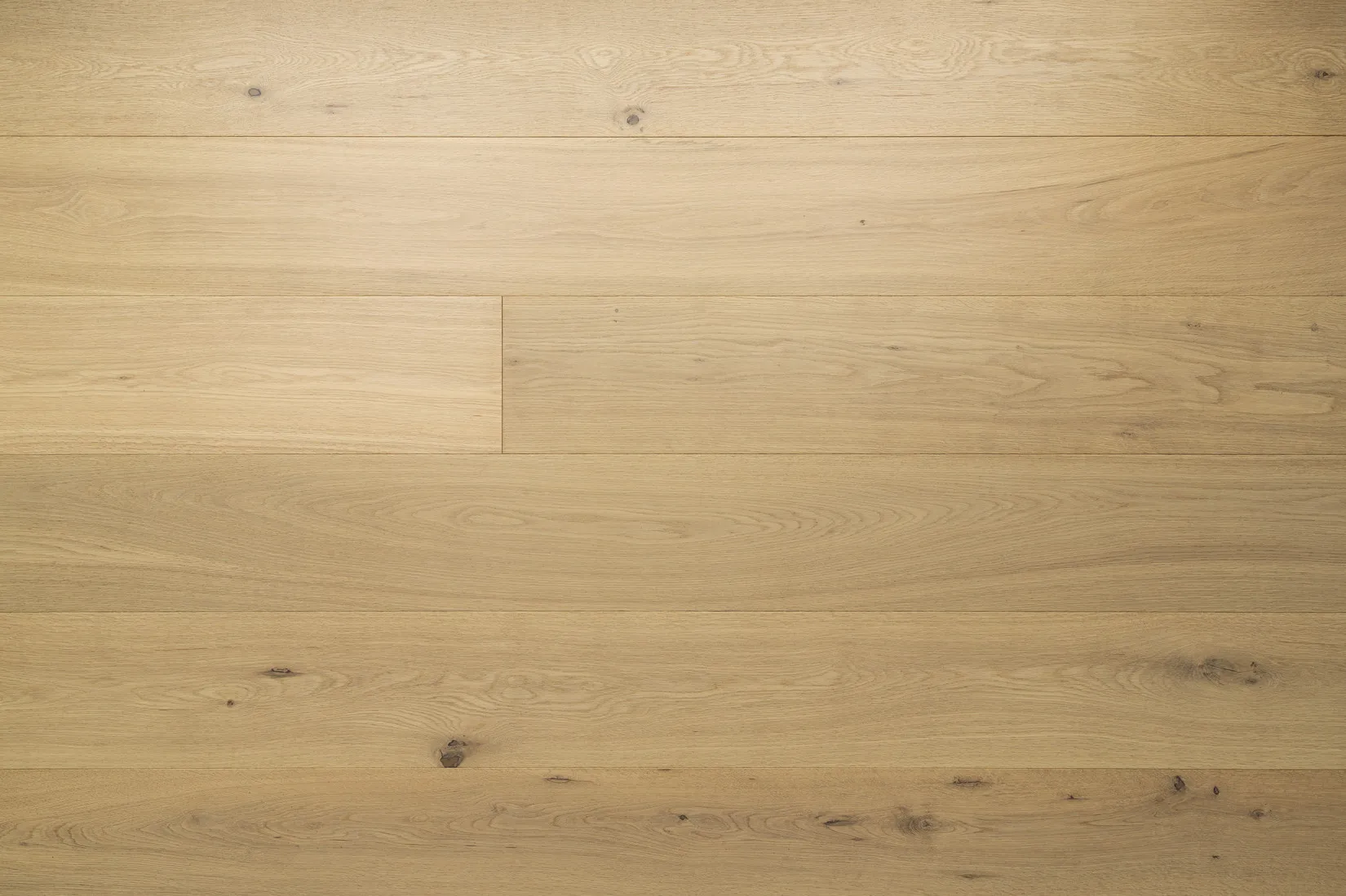 7-1/2" x 3/4" Azure Coast Smooth White Oak Engineered Flooring - Grandeur