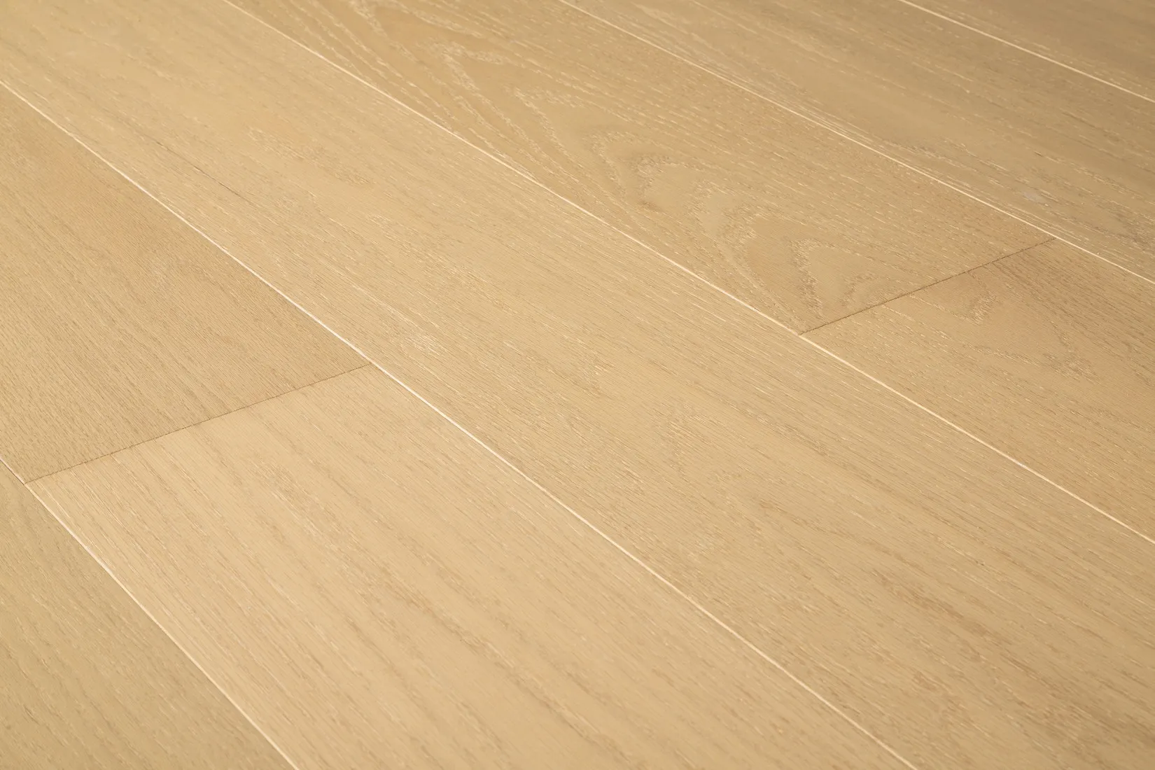 7-1/2" x 3/4" York Mills Brushed American Oak Engineered Flooring - Grandeur