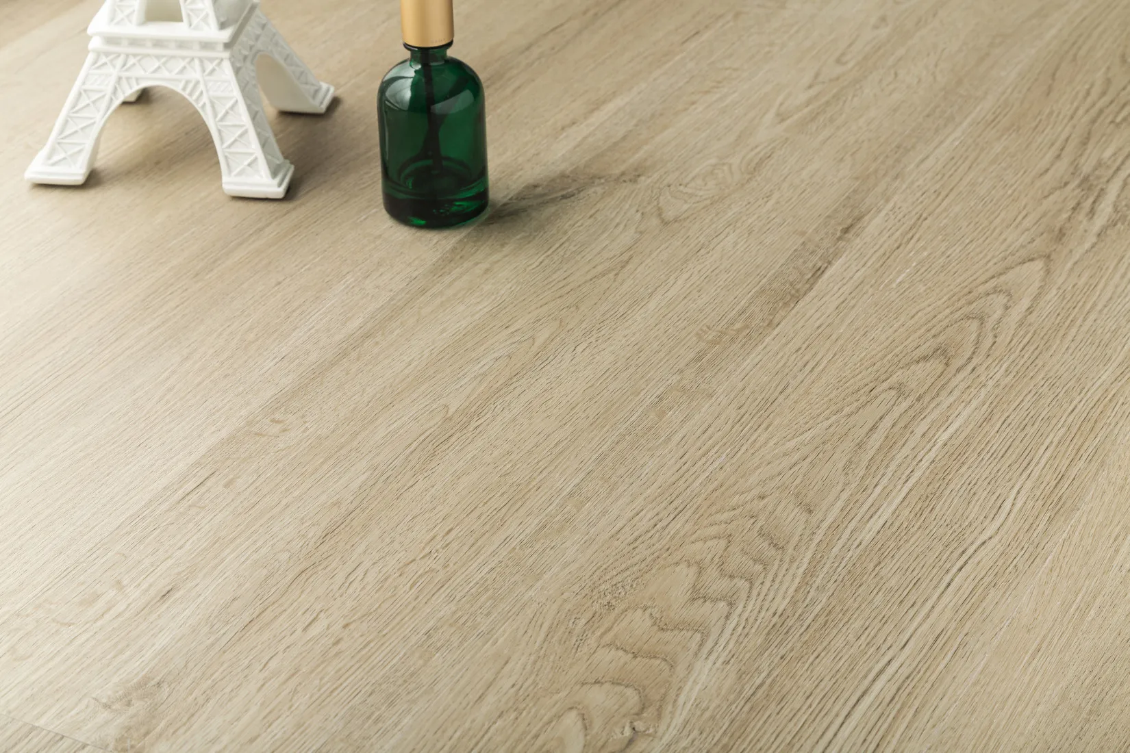 Grandeur Continental California(7mm) 7.0mm Click Lock Vinyl Flooring