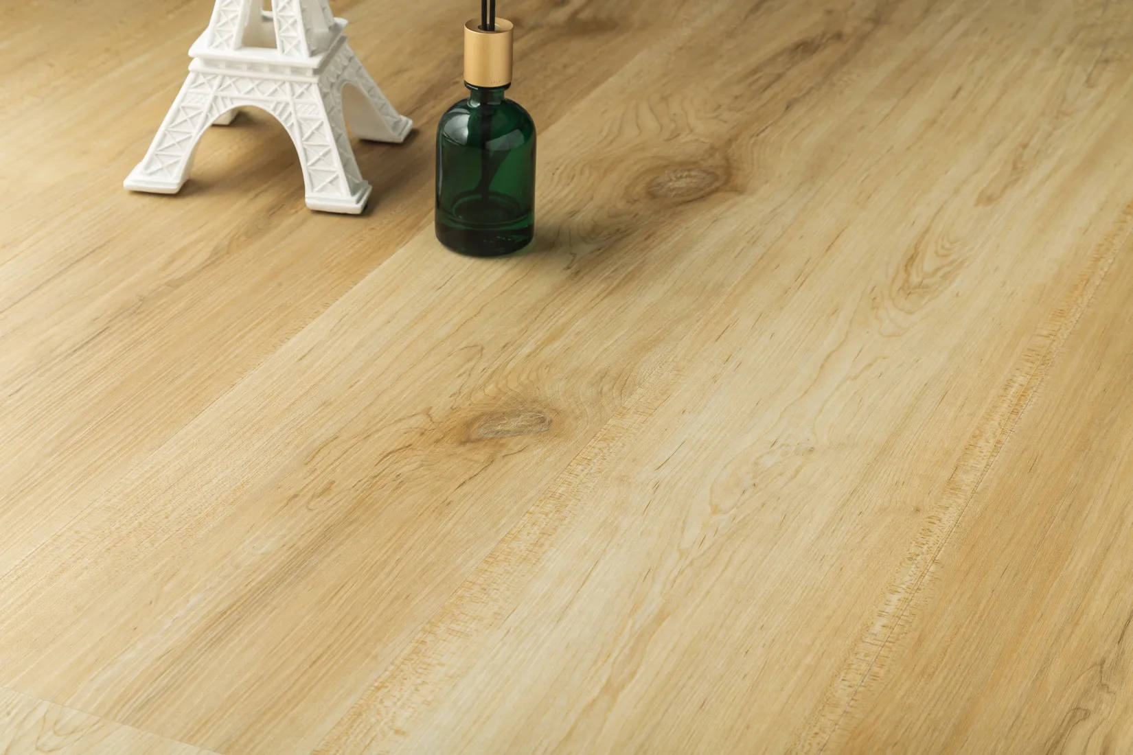 Grandeur Continental Indiana(7mm) 7.0mm Click Lock Vinyl Flooring
