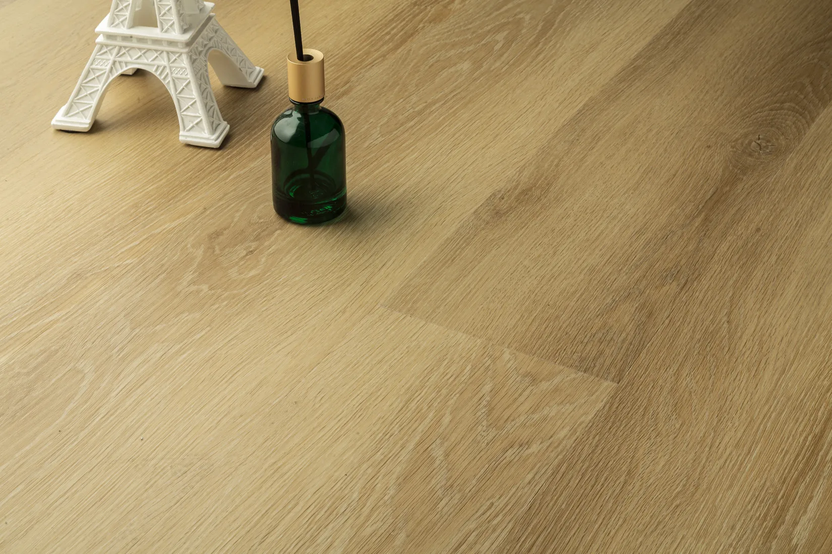 Grandeur Continental Kentucky(7mm) 7.0mm Click Lock Vinyl Flooring