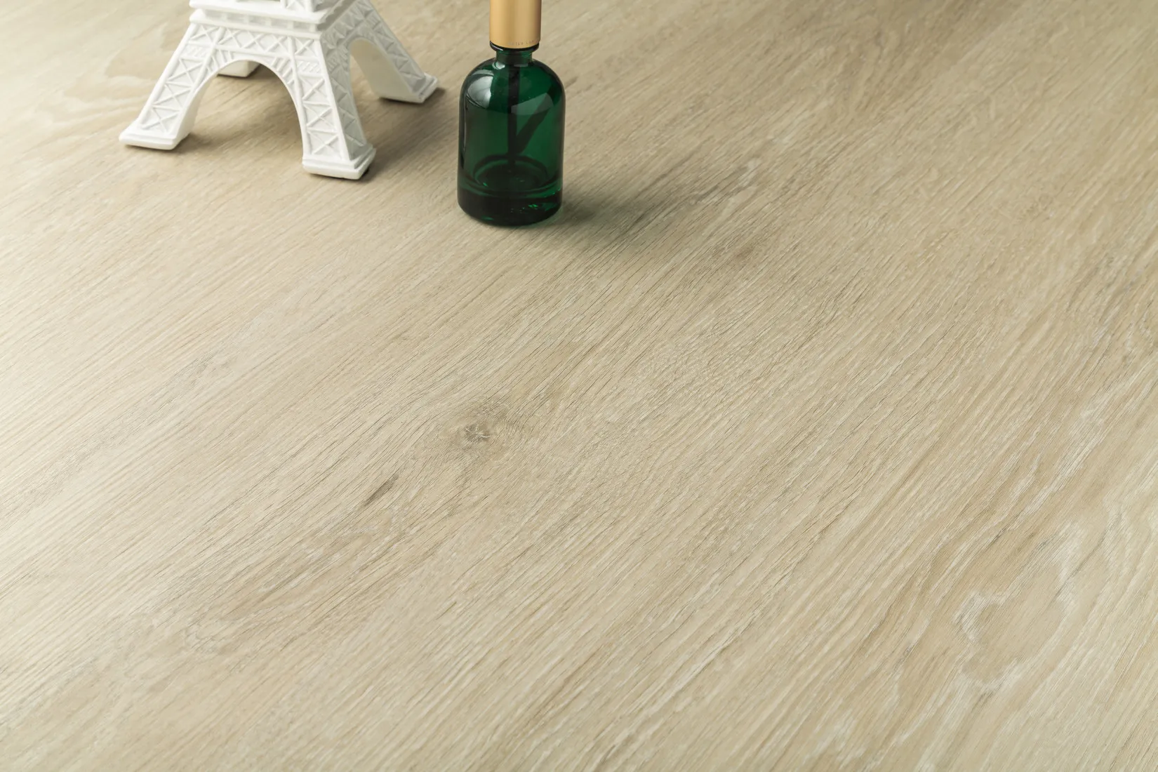 Grandeur Continental Minnesota(7mm) 7.0mm Click Lock Vinyl Flooring