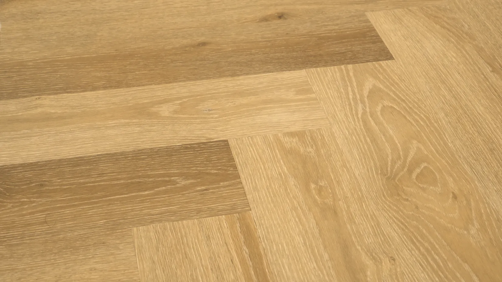 Grandeur Designer Windpoint 7.0mm Click Lock Vinyl Flooring