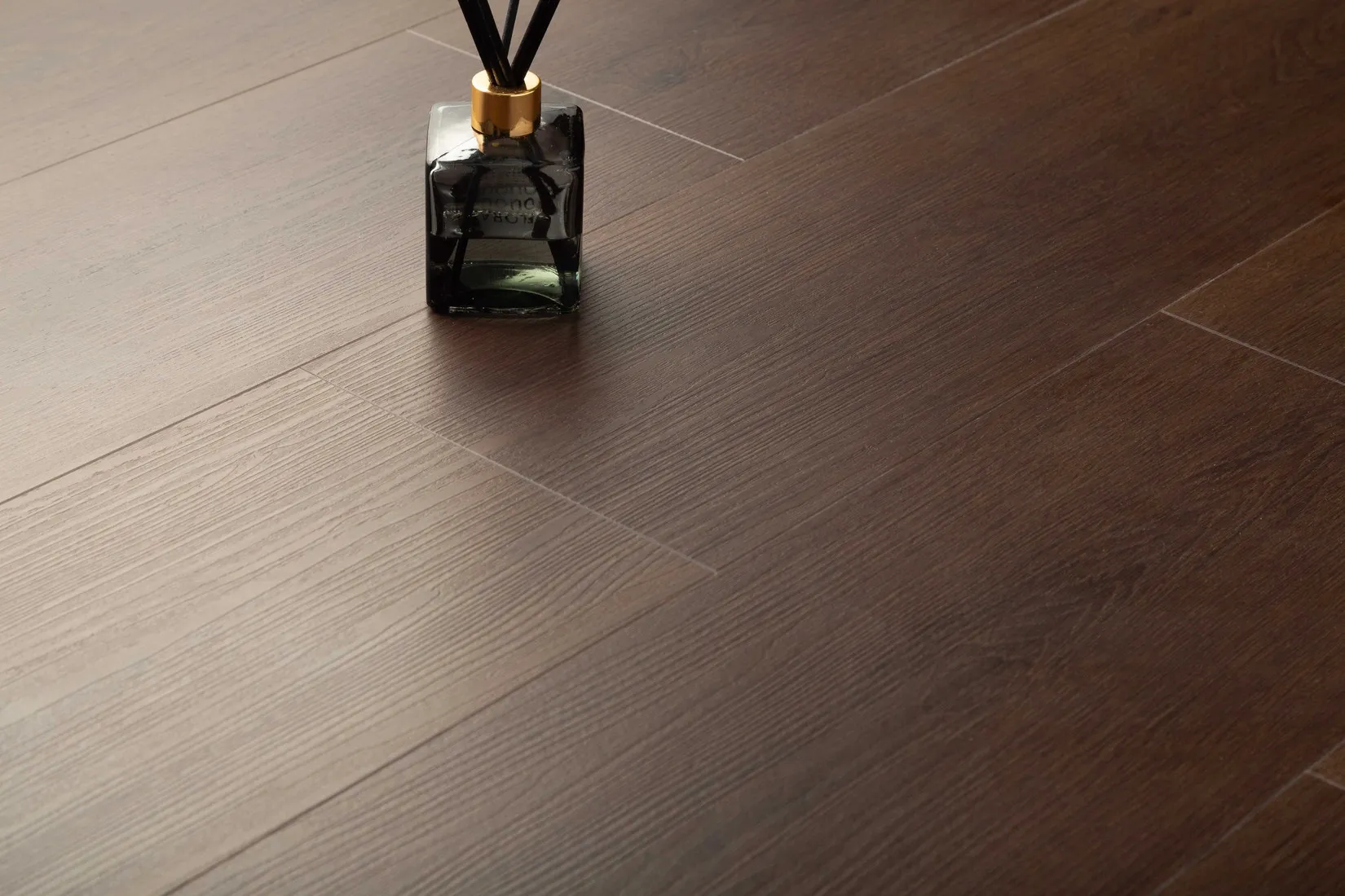 Grandeur Bliss Gazebo 8.5mm Click Lock Vinyl Flooring