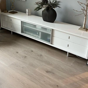 Image 4 of Grandeur Bliss Summer Shade 8.5mm Click Lock Vinyl Flooring sold at Floors & Baths Pro's