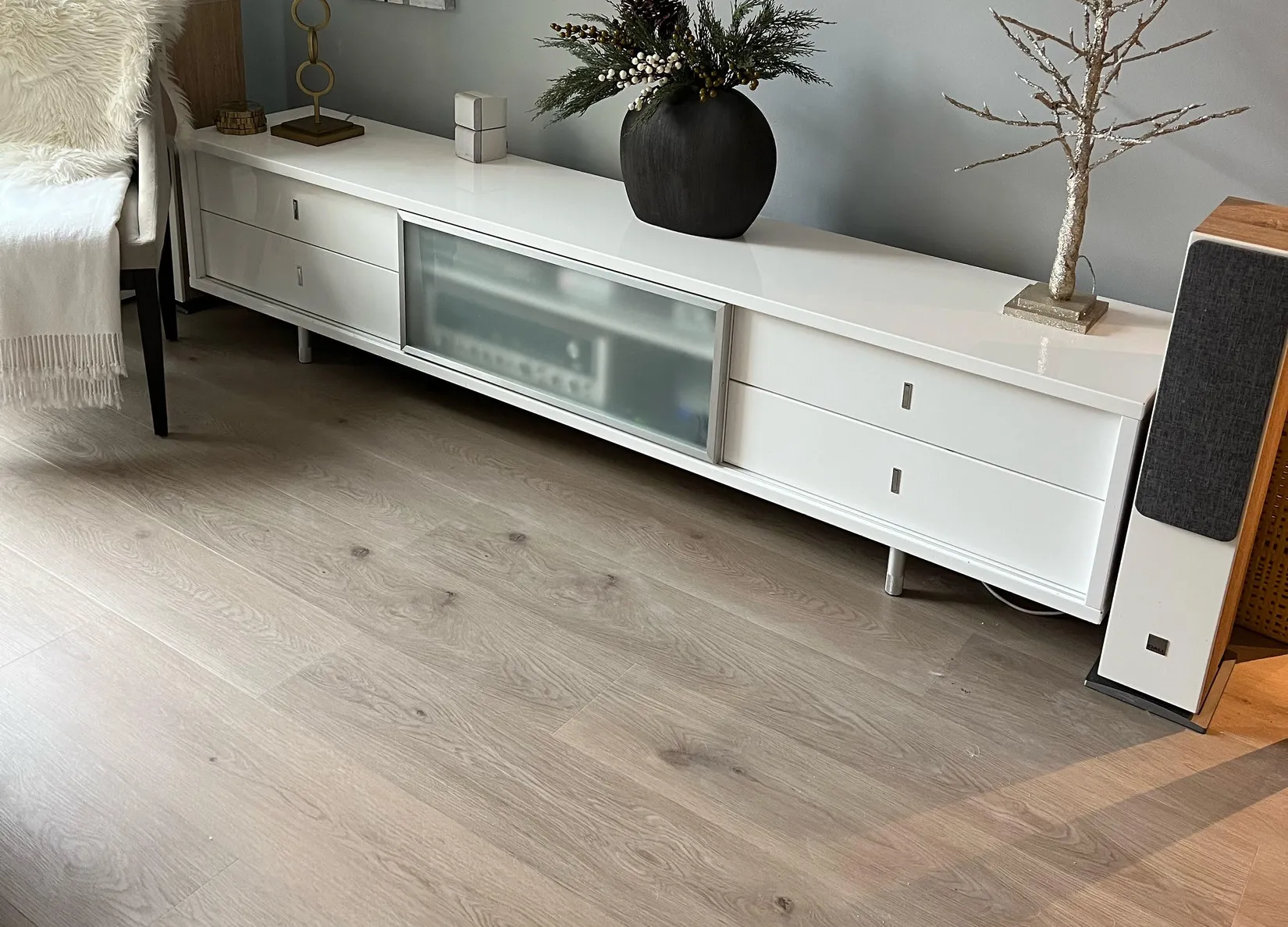Grandeur Bliss Summer Shade 8.5mm Click Lock Vinyl Flooring